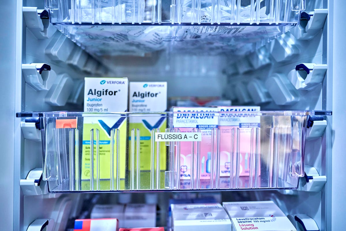 Remboursement des médicaments importés : les élus bloquent une piste destinée à réduire les coûts