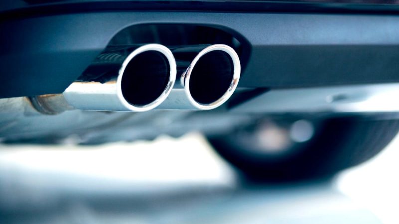 Rodéo urbain près de Val Thoiry : des bolides suisses impliqués et intervention des gendarmes