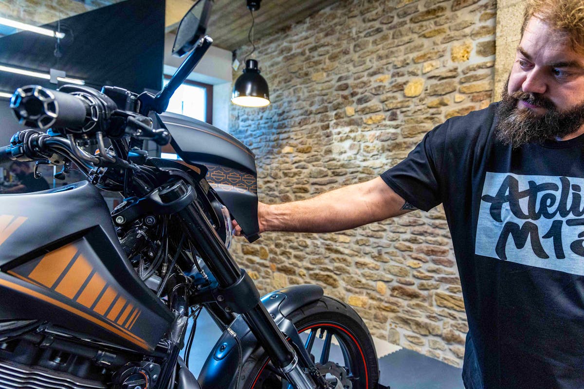 Suisse: droits de douane ciblés sur Harley-Davidson, bourbon et Boeing en réponse aux tarifs américains