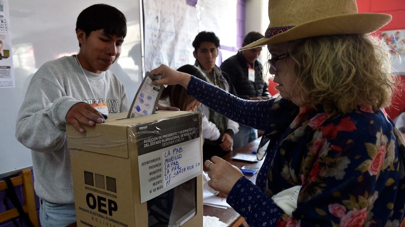 Suspension de l’aide humanitaire vers Gaza par Israël après une violation jugée de l’accord par le Hamas
