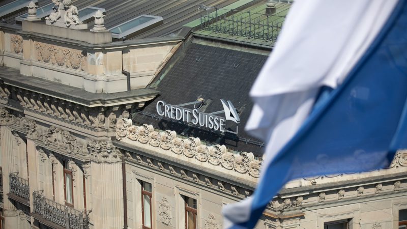 Rachat de Credit Suisse : le TAF annule partiellement l’amortissement AT1 lié au rachat par UBS et remet en cause 16,5 milliards