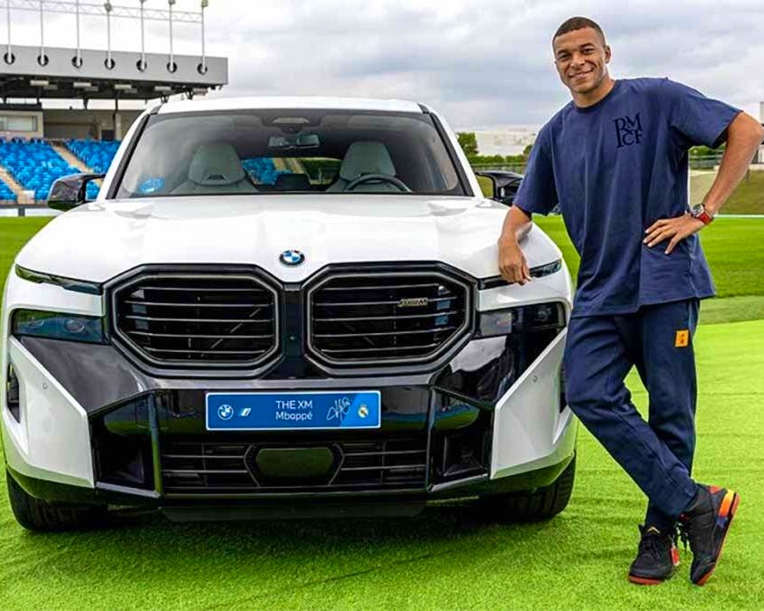 Real Madrid: Mbappé reçoit une BMW i7 xDrive60 d’environ 140’000 francs sans permis de conduire