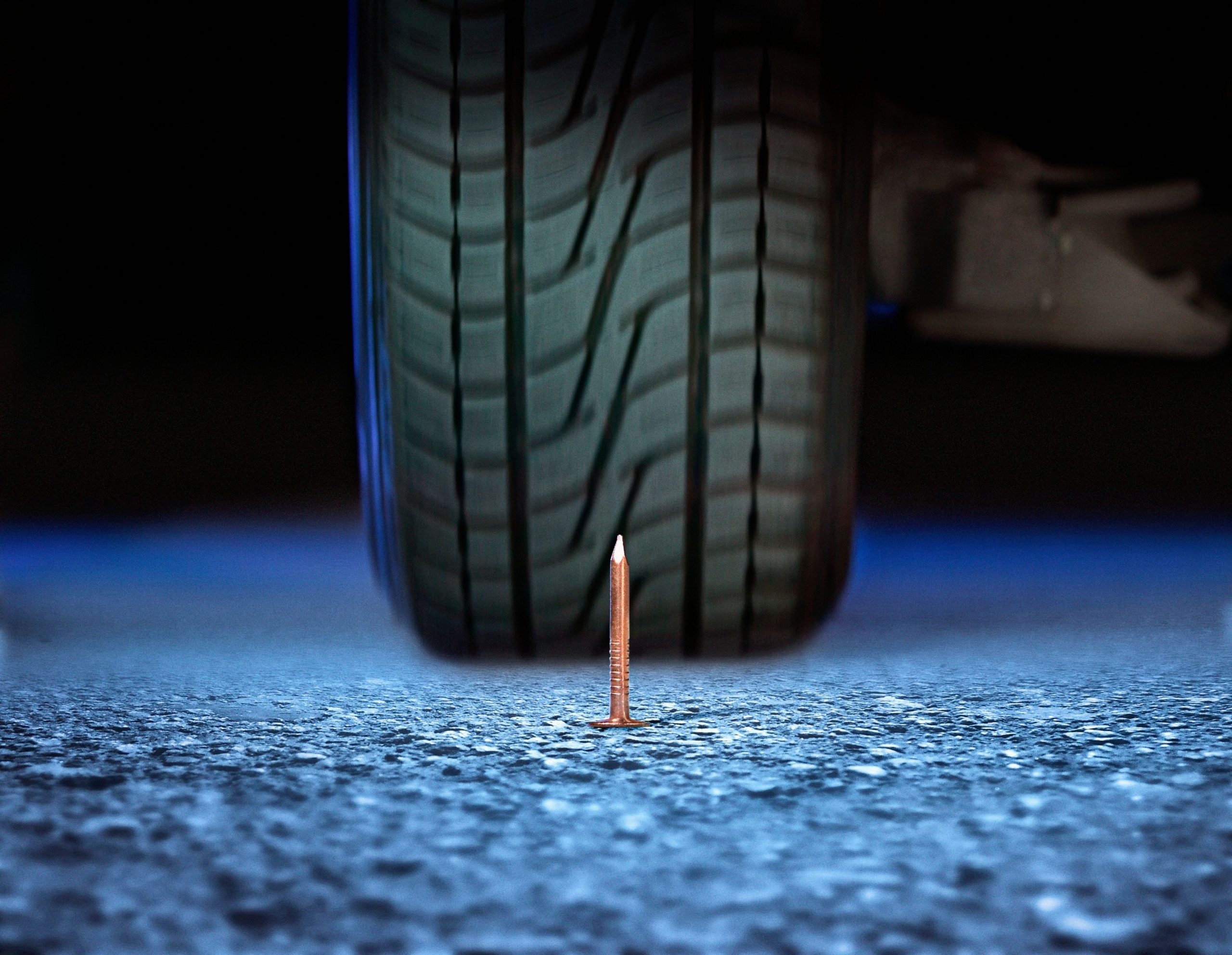 Haute-Savoie: crevaisons en série près de Thonon-les-Bains attribuées à un présumé semeur de clous à Publier