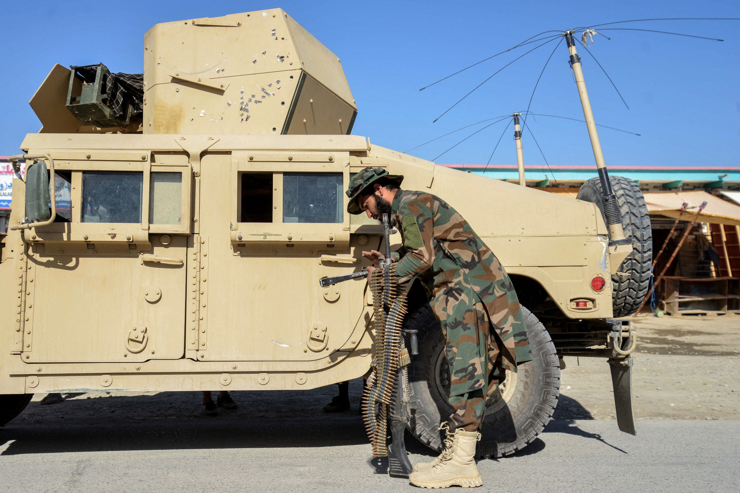 Pakistan et Afghanistan : affrontements frontaliers, bilans contradictoires et réponses officielles