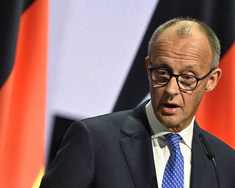 Survols de drones en Europe : Merz accuse la Russie et appelle à une réponse mesurée