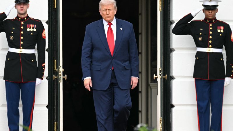 Trump menace ABC News après des questions sur ses affaires familiales en Arabie saoudite et le dossier Epstein