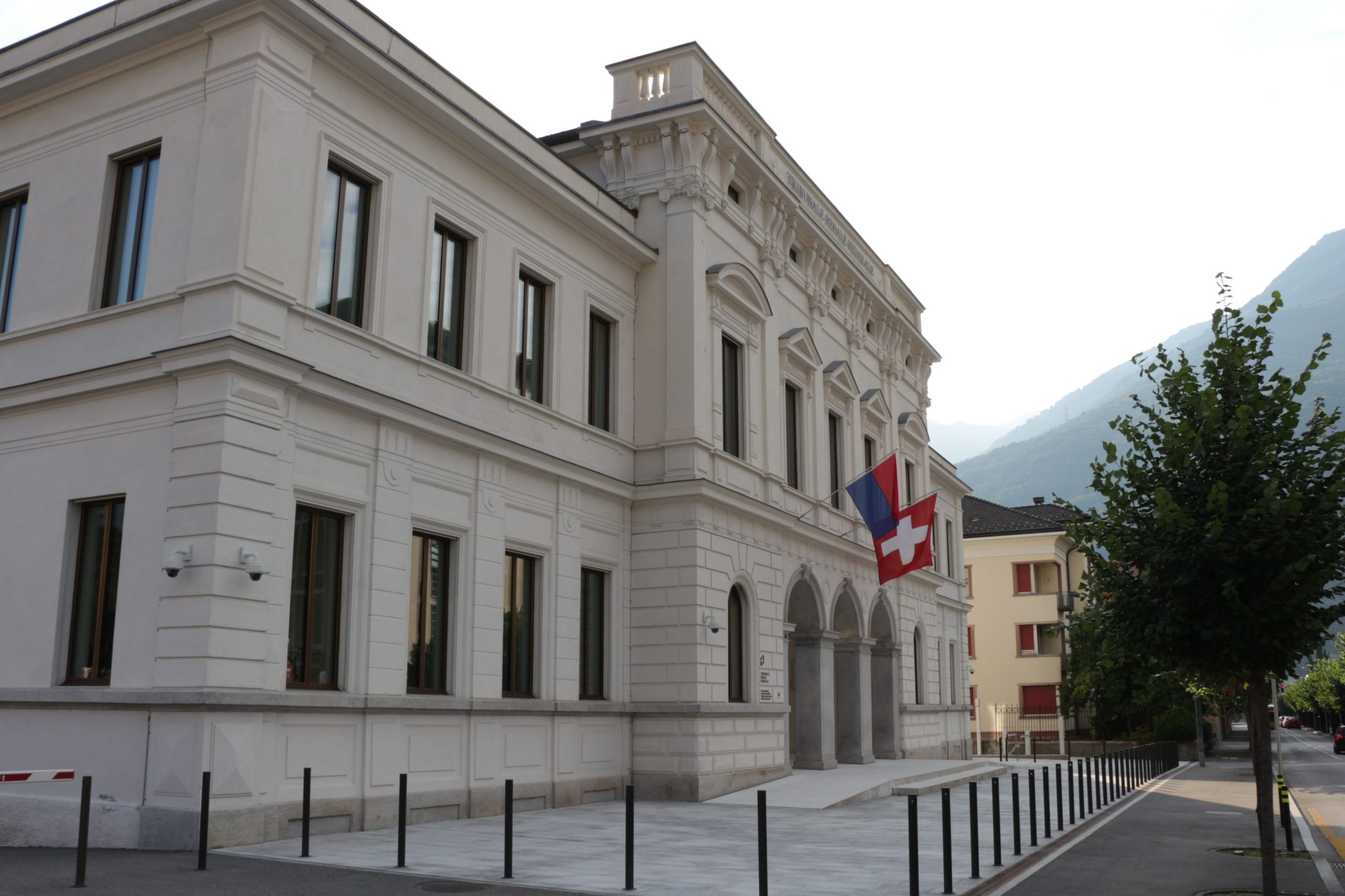 Procès antiterroriste à Bellinzone: deux Genevois accusés de soutien à une organisation extrémiste